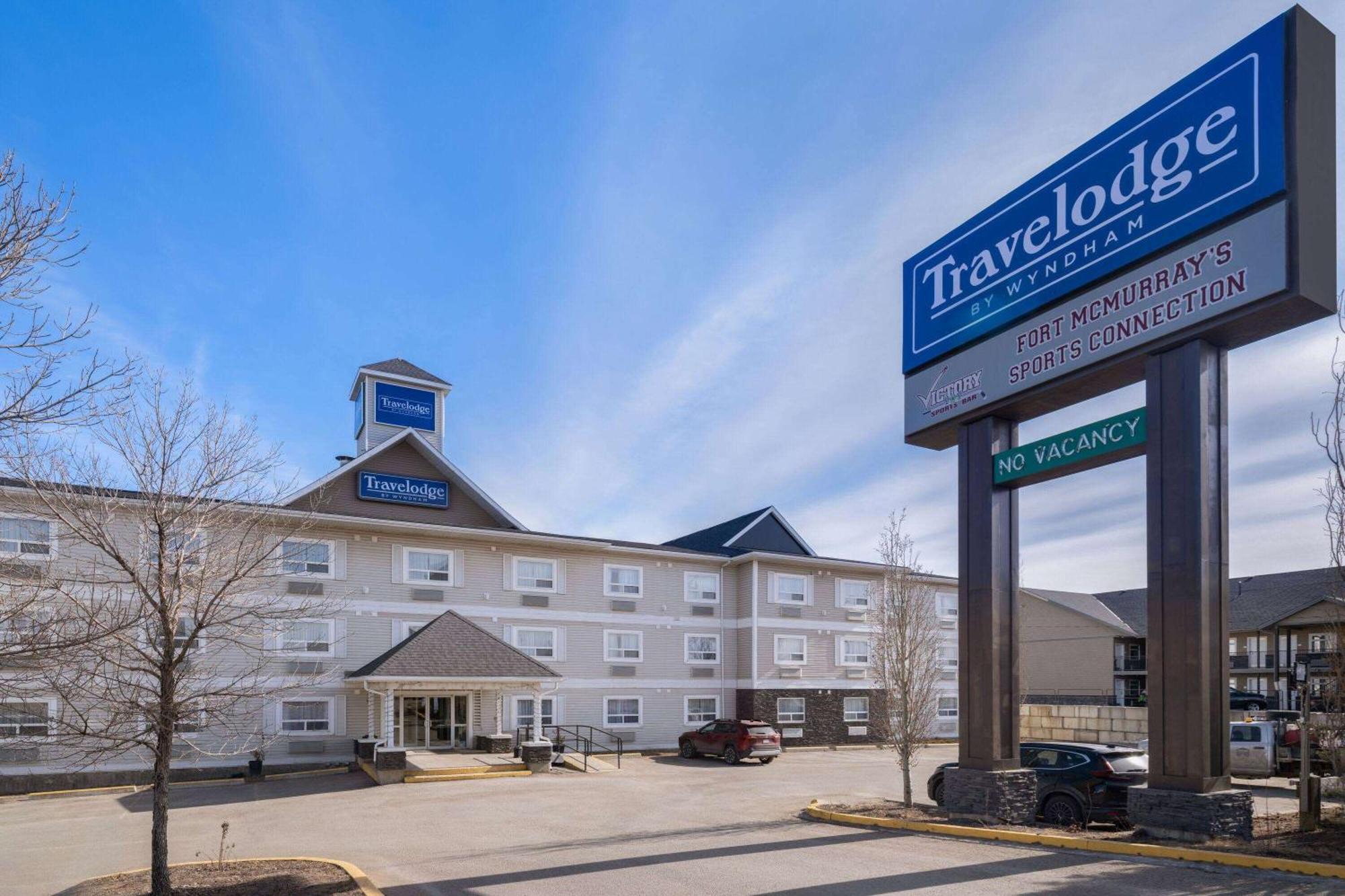 Travelodge By Wyndham Fort Mcmurray Exterior foto